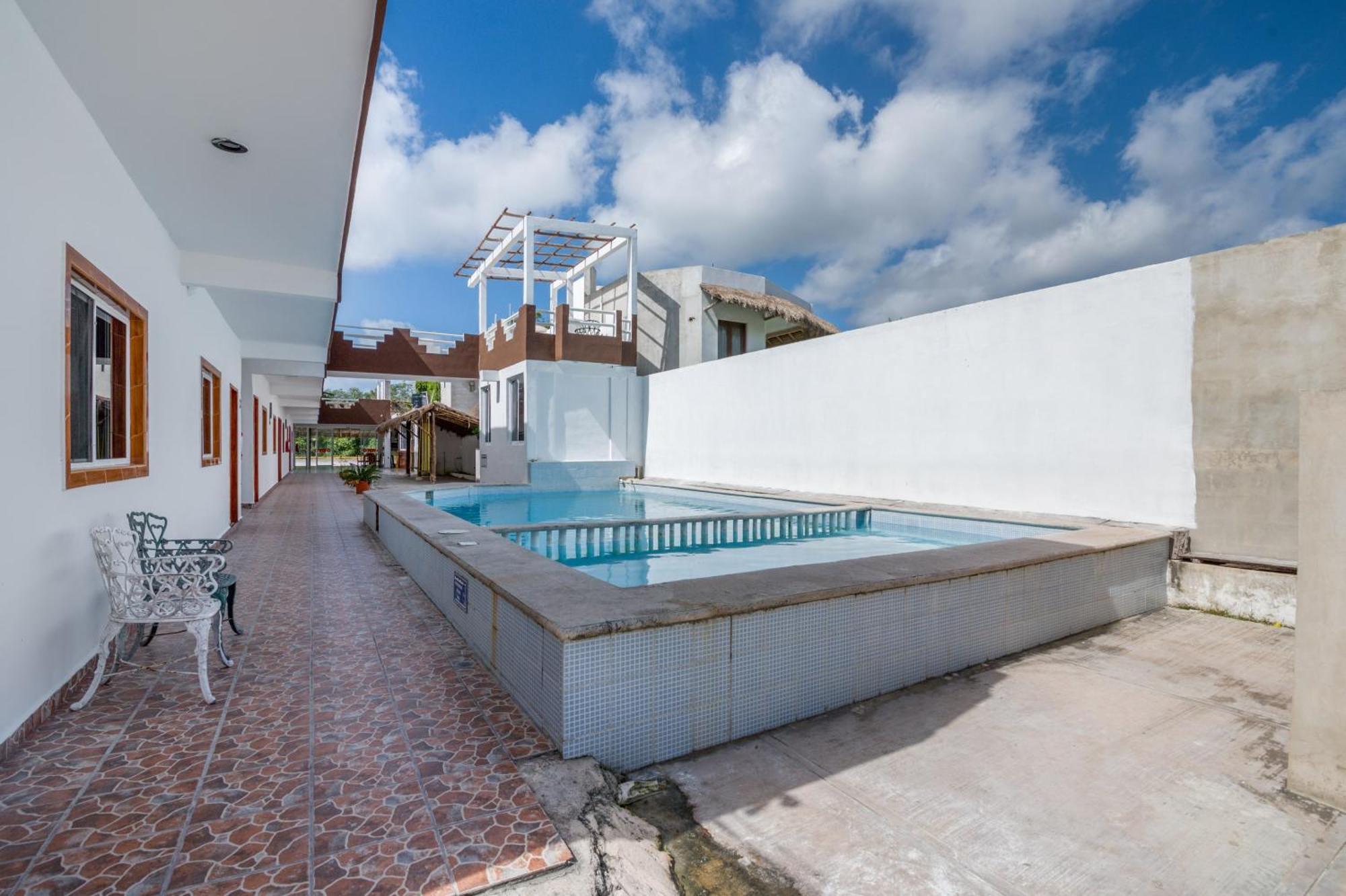 Oyo Hotel Palma Real ตูลุม ภายนอก รูปภาพ