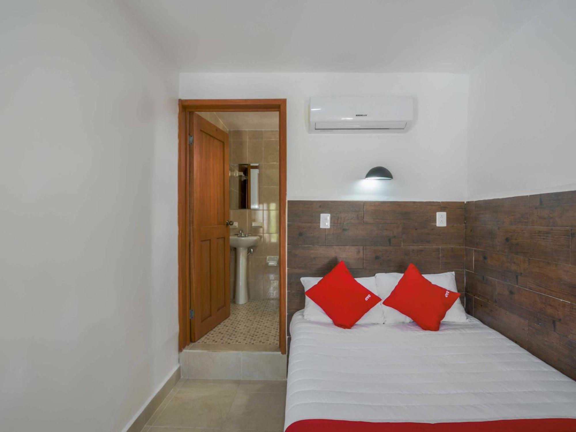 Oyo Hotel Palma Real ตูลุม ภายนอก รูปภาพ