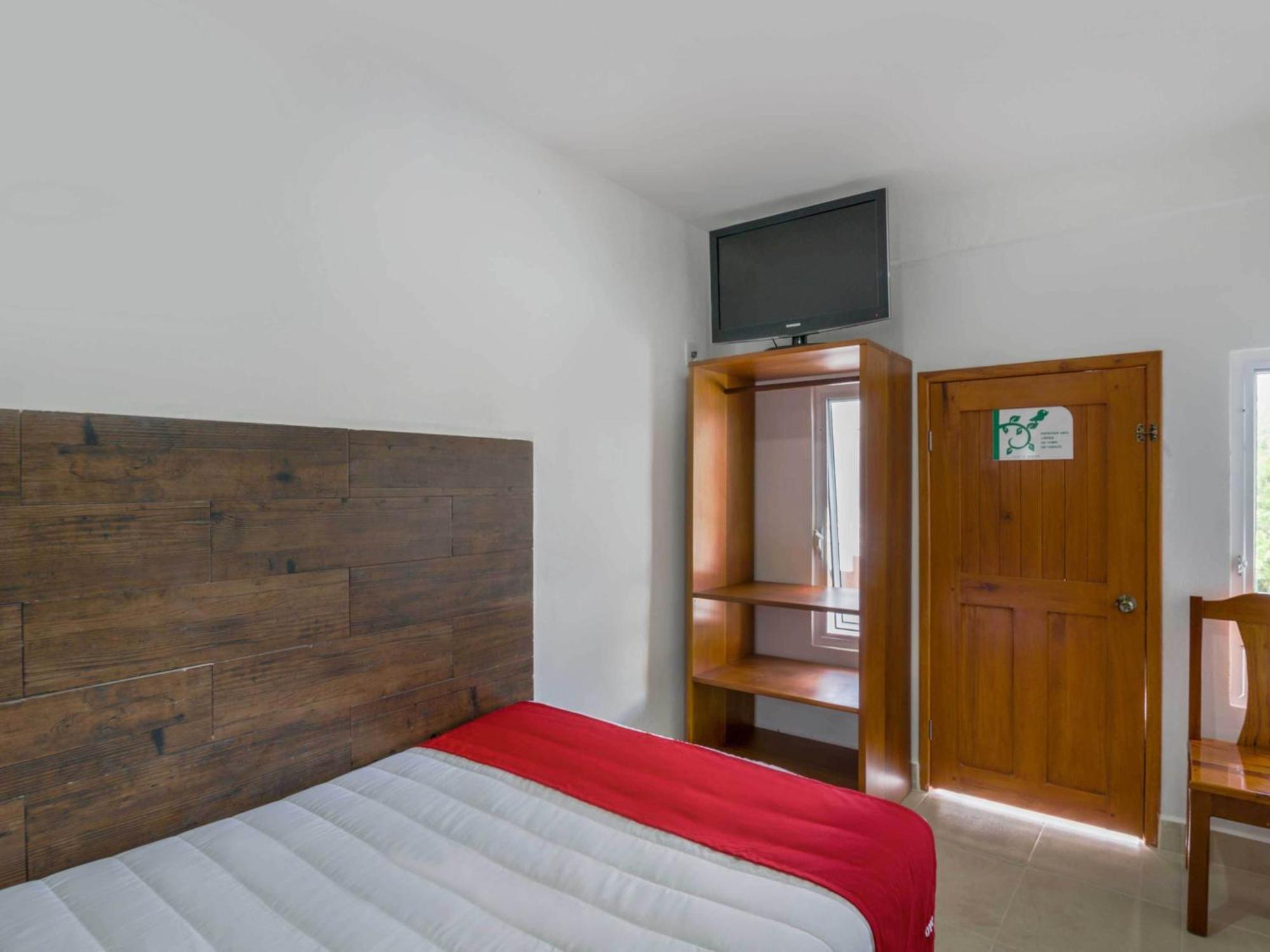 Oyo Hotel Palma Real ตูลุม ภายนอก รูปภาพ