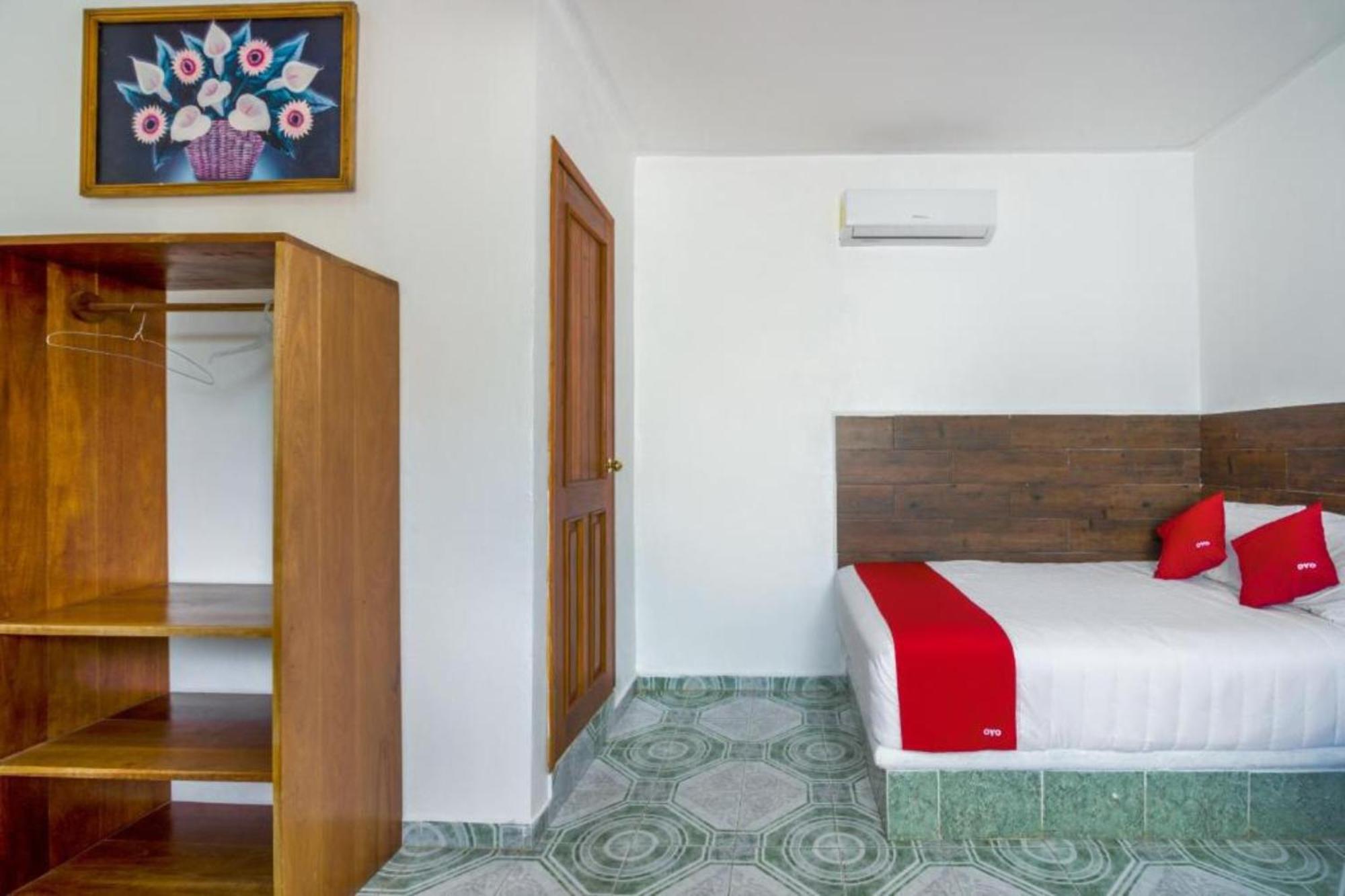 Oyo Hotel Palma Real ตูลุม ภายนอก รูปภาพ